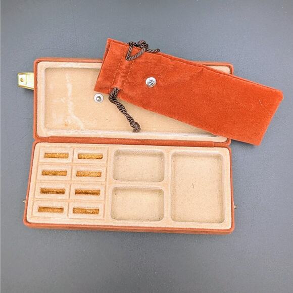 Grandma's Secret Jewelry Box – 15-Piece Vintage Treasure 925 Lot - Picture 5 of 7